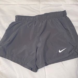 Nike running/tennis women's shorts size small
